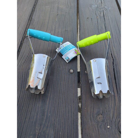 2 Adjustable Bulb Planters by Boom - Gardening Bulb Blanders, Squeeze Handle - Picture 4 of 12
